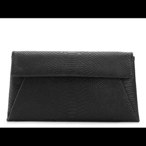 Urban Expressions Emília Clutch